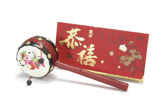 中國(guó)手鼓和紅色的包