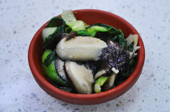 香菇炒青菜