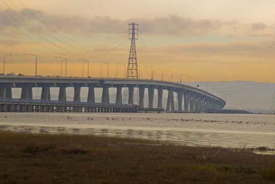 敦巴倫橋