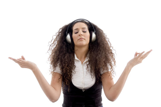 拉丁美洲女性欣賞音樂