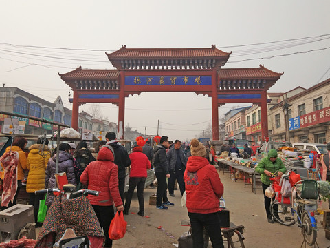 農(nóng)貿(mào)市場牌樓