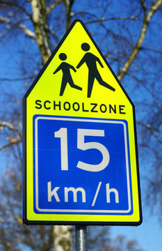 schoolzone。