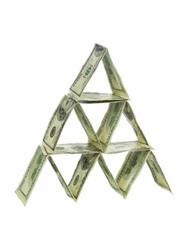 美元的金字塔