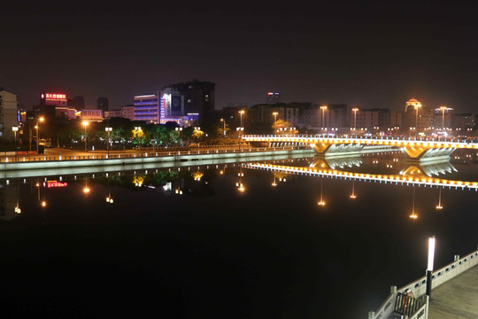 水鄉(xiāng)夜色