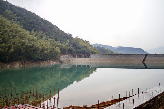 山區(qū)水庫