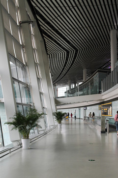 天津機(jī)場T2航站樓內(nèi)景