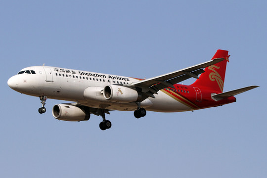 深圳航空航班降落 飛機(jī)