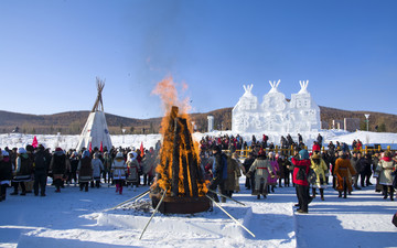 伊薩人冰雪節(jié)