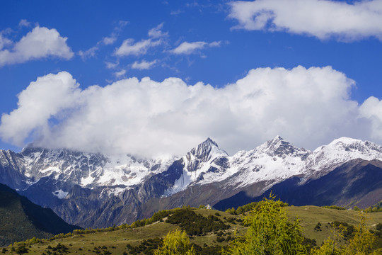四姑娘山