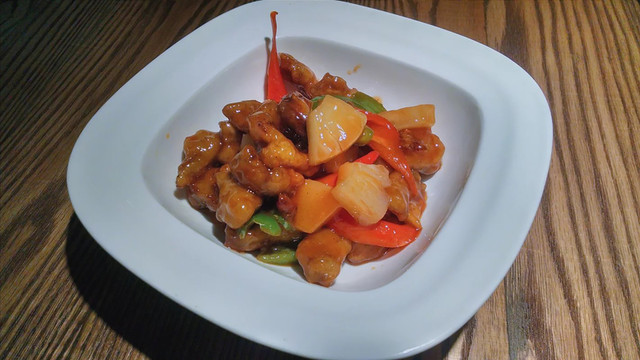 鳳梨咕嚕肉