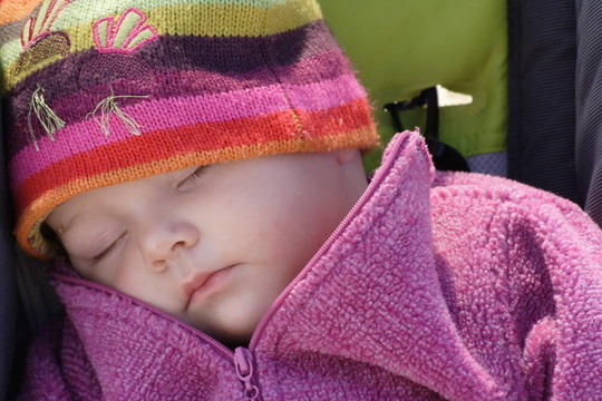 熟睡的嬰兒