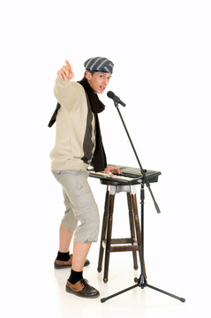 音樂表演者；鍵盤