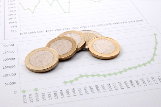 金錢在商業(yè)圖表顯示成功