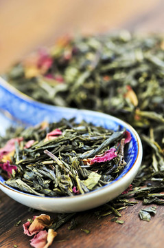 松散的綠茶