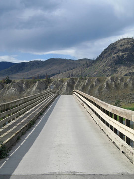 長；舊木橋