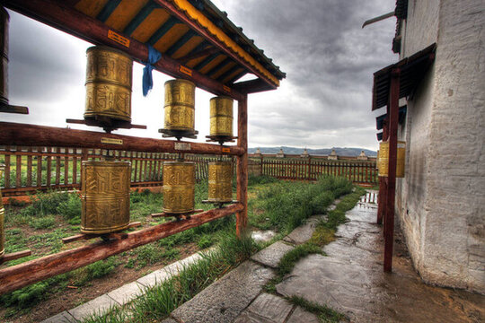 哈拉和林額爾德尼zuu寺；蒙古古都