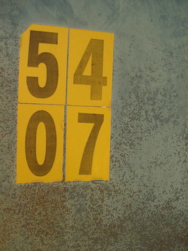 Rusty Green Box與數(shù)字