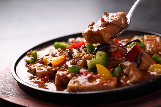鐵板豆腐
