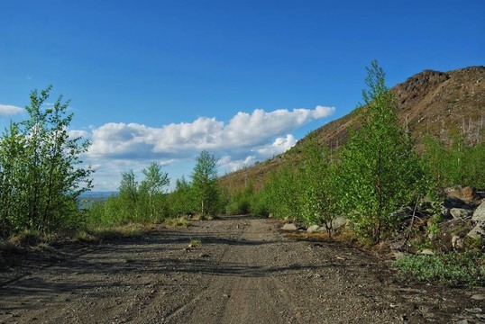軌道在山