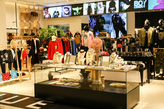 服裝專賣店 服裝店陳列