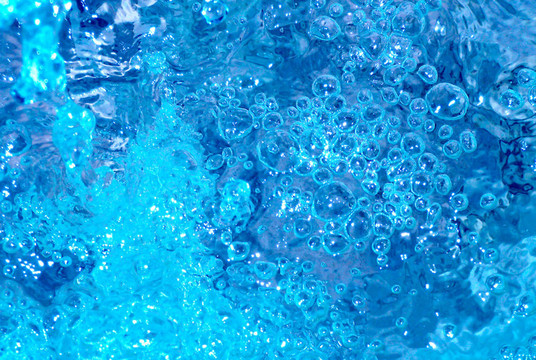 水