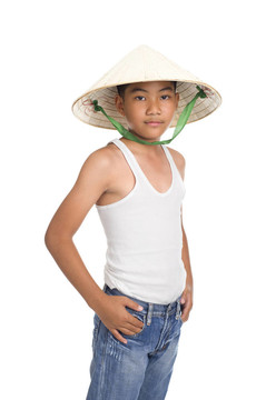 帶帽子的年輕亞洲小孩
