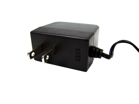 充電器；電源