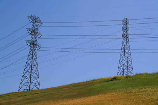 兩電塔