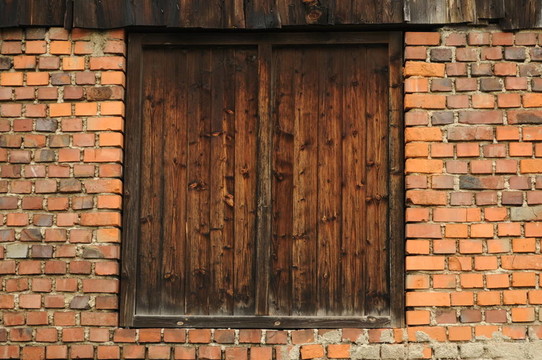 Wall 106