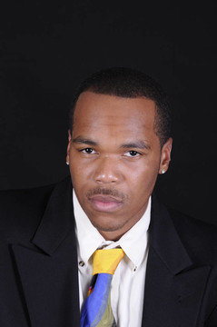 年輕的African American男子