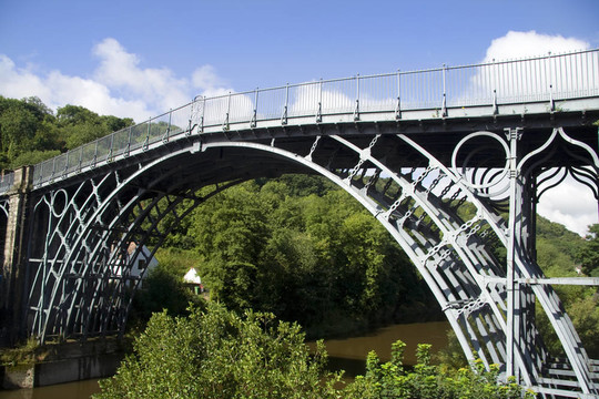 什羅普郡鐵橋；