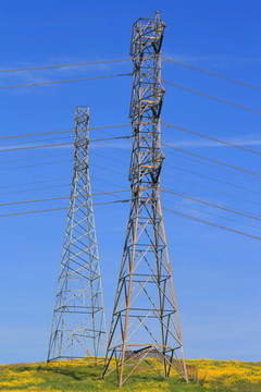 兩電塔