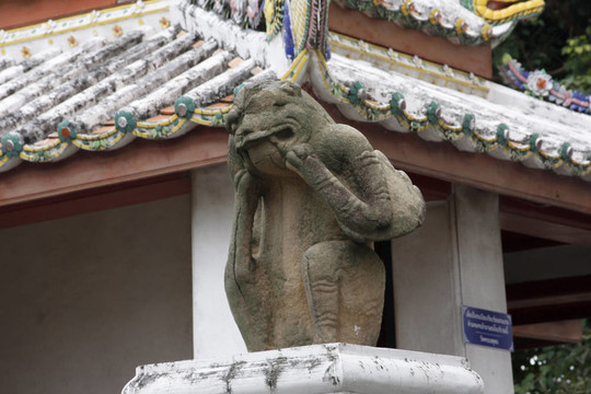 石像
