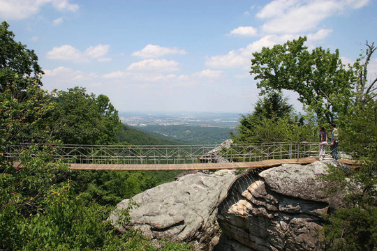 橋在羅克城望山；美國(guó)；TN；