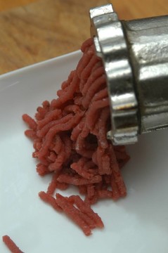 如何使牛肉韃靼