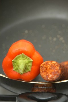 辣椒和意大利臘腸