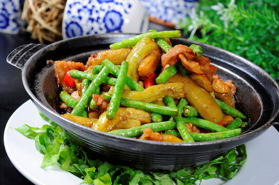 天香茄子煲