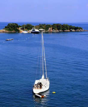 離開(kāi)這個(gè)島