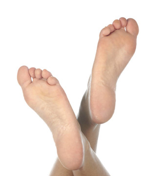 女的腳在一個白色的巴