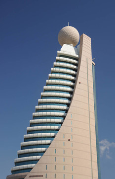 在現(xiàn)代城市的高層建筑