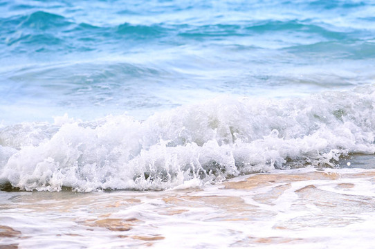 熱帶海岸波浪破碎