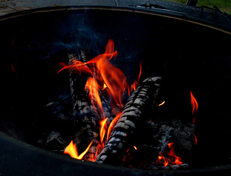 火災(zāi)；火災(zāi)；Burning Bright