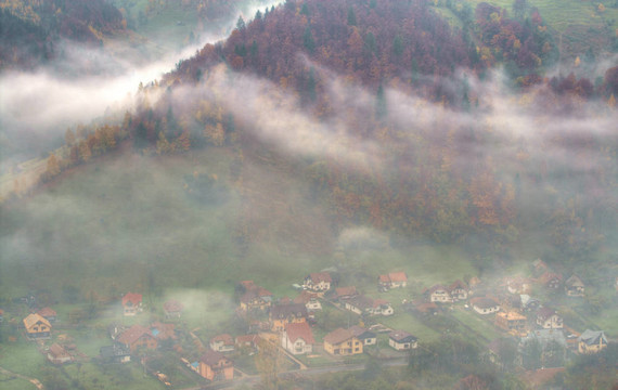 云山村