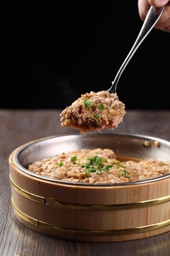 蒸肉餅