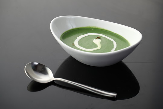 菠菜野菌忌廉湯