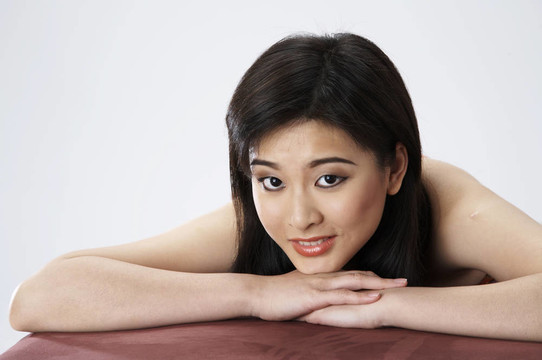 年輕女性的親密
