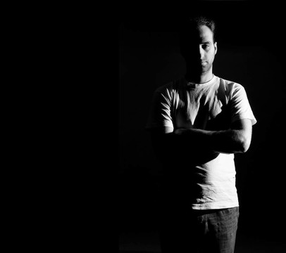 粗魯?shù)纳衩厝? style=