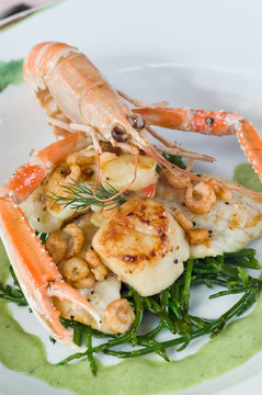 Langoustine和扇貝