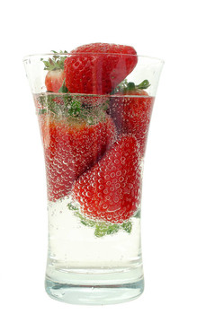 Strawberry在玻璃