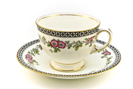 花卉圖案茶杯